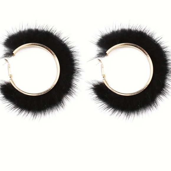Black Fur Earrings - Picture 2 of 4